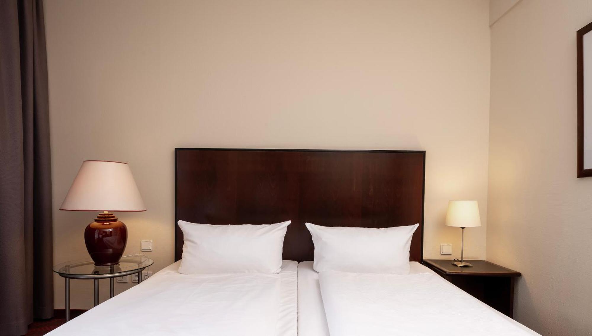 Sorat Hotel